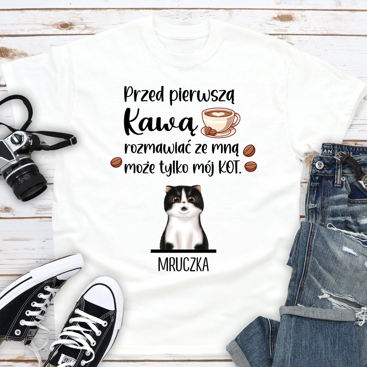 Przed kawą, rozmawiam tylko z kotem